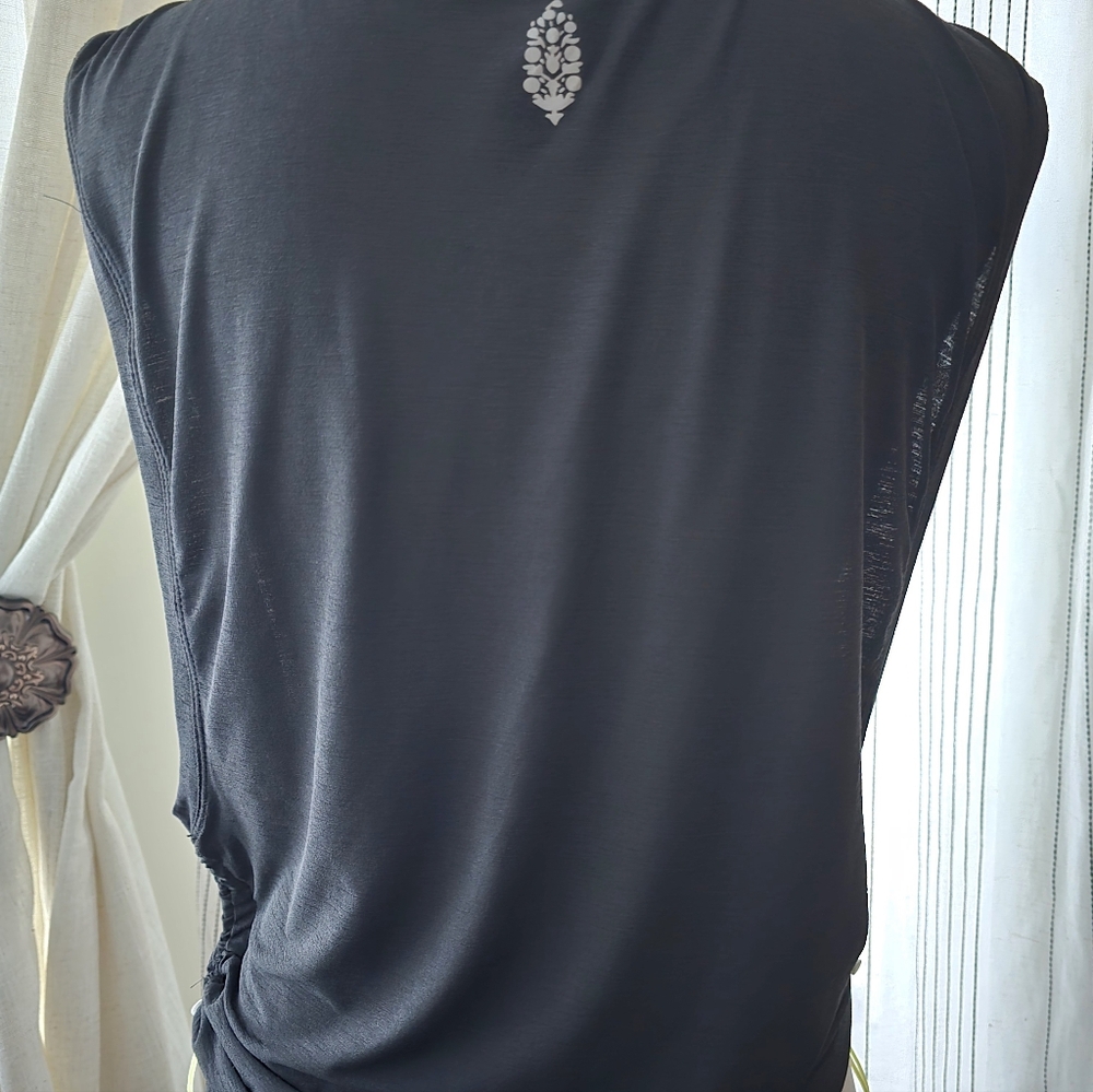 NWOT FP Movement Tempo Sport Mode Logo Muscle Tee - Picture 7 of 7